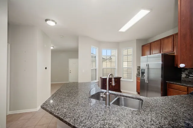 $439,900 | 1410 Brownstone Place, Schaumburg, IL 60193