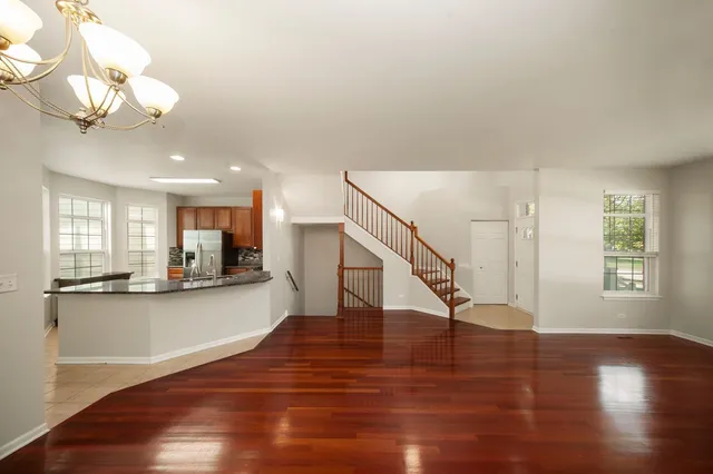 $439,900 | 1410 Brownstone Place, Schaumburg, IL 60193