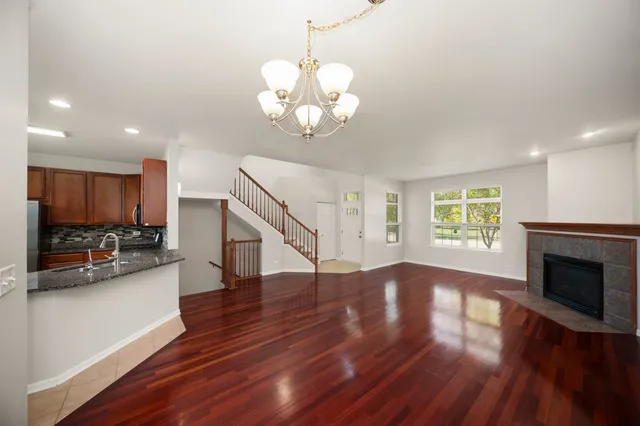 $439,900 | 1410 Brownstone Place, Schaumburg, IL 60193