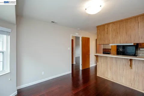 $995,000 | 328 Sand Beach Road, Alameda, CA 94501