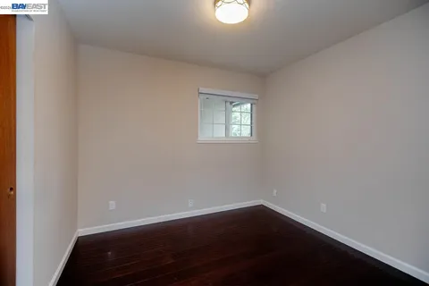 $995,000 | 328 Sand Beach Road, Alameda, CA 94501