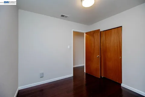 $995,000 | 328 Sand Beach Road, Alameda, CA 94501