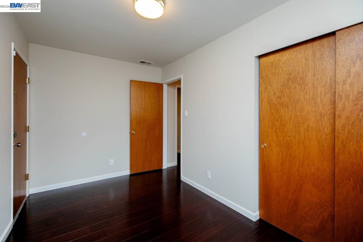 328 Sand Beach Road Alameda, CA 94501 - Photo 34 of 40