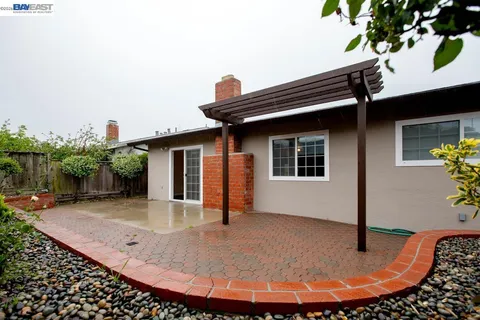 $995,000 | 328 Sand Beach Road, Alameda, CA 94501