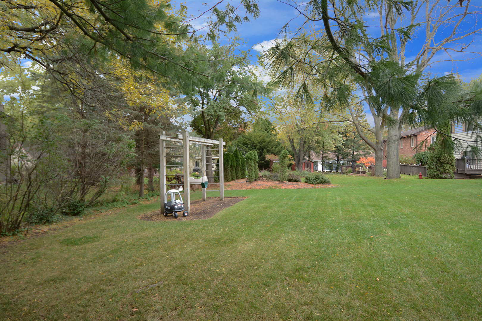 230 Perth Road Cary, IL 60013 - Photo 45 of 52 a view of outdoor space with garden and trees