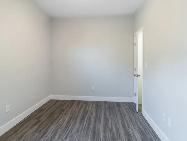 $2,300 | 163 Nantasket Avenue, Unit 414, Hull, MA 02045