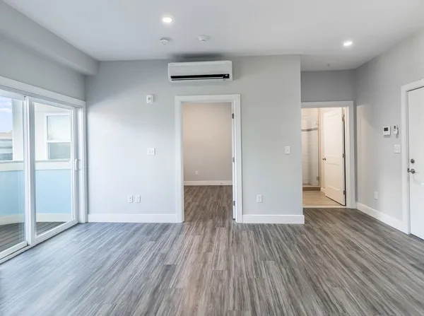 $2,300 | 163 Nantasket Avenue, Unit 414, Hull, MA 02045