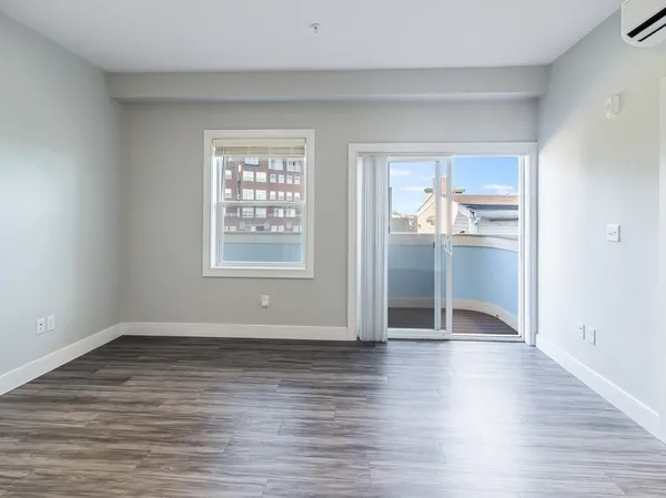 $2,300 | 163 Nantasket Avenue, Unit 414, Hull, MA 02045