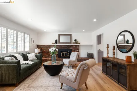 $995,000 | 5179 Paul Scarlet Drive, Concord, CA 94521