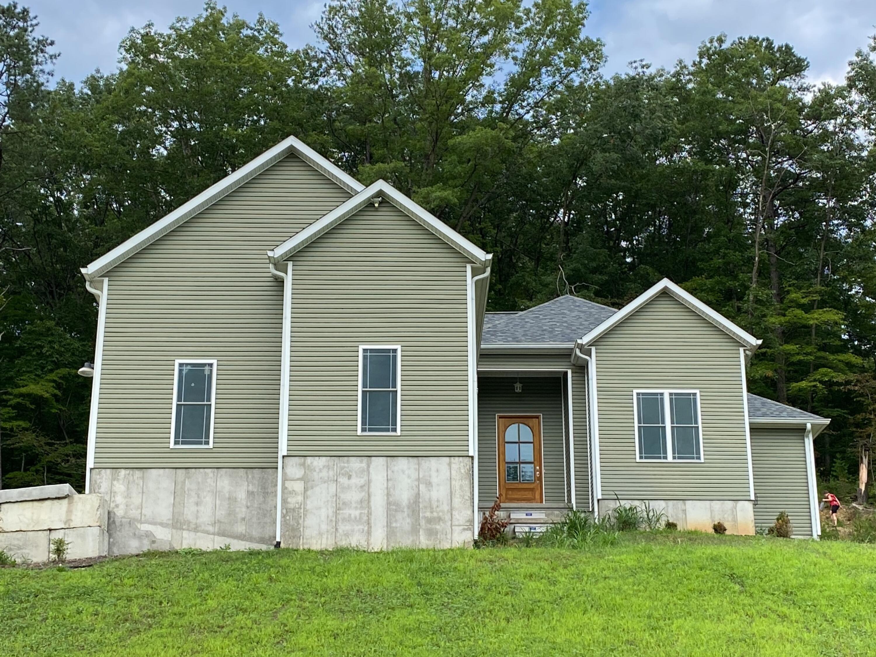 660 Lower Hatcher Creek Road Stanton, KY 40380 - Photo 1 of 49 IMG_2570