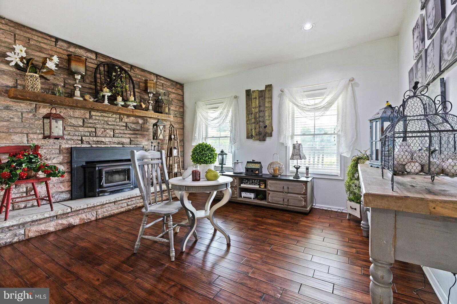 147 Chesterfield Jacobstown Road Wrightstown, NJ 08562 - Photo 15 of 52 Gallery Image 15