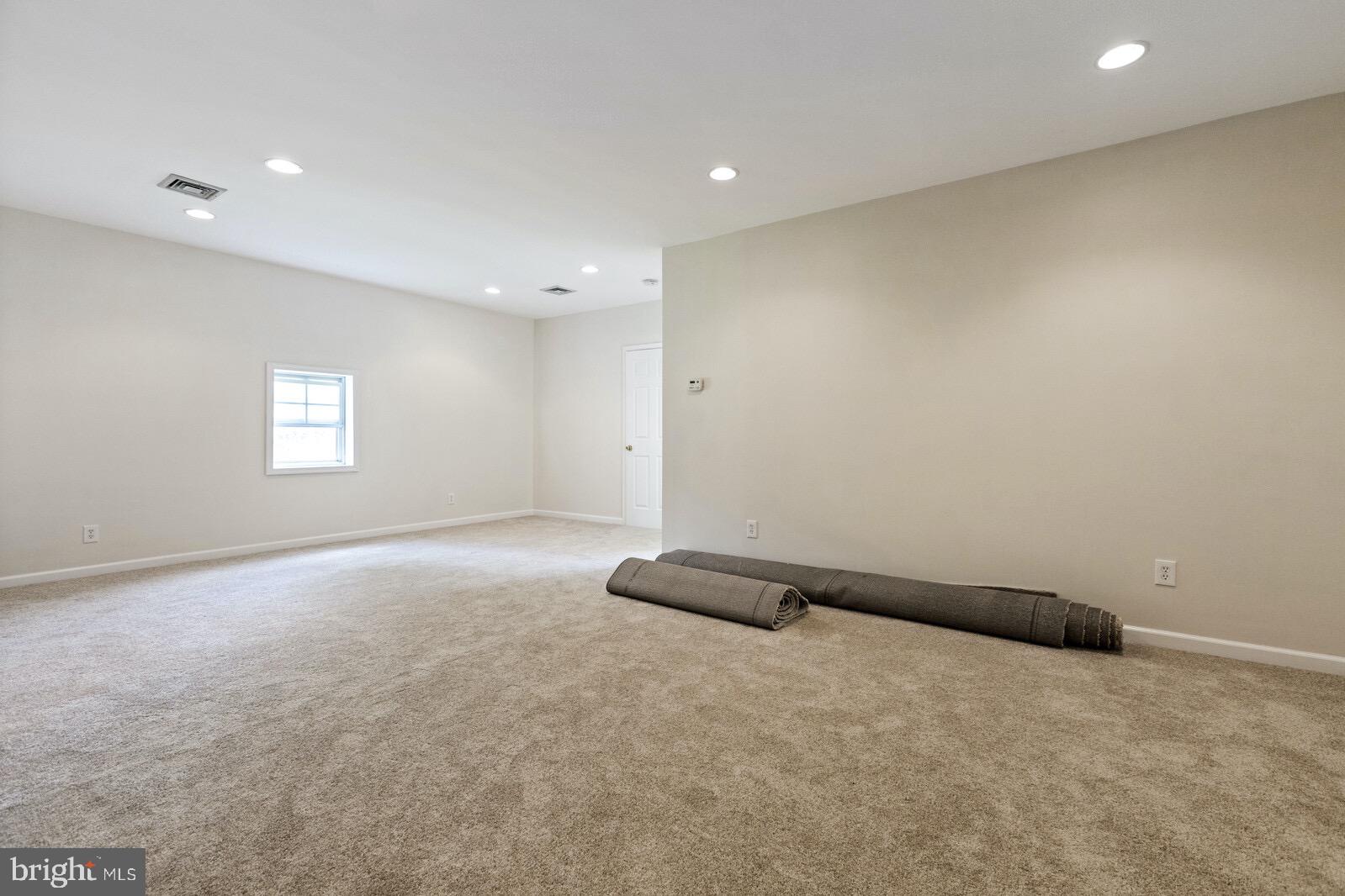 147 Chesterfield Jacobstown Road Wrightstown, NJ 08562 - Photo 39 of 52 Gallery Image 39