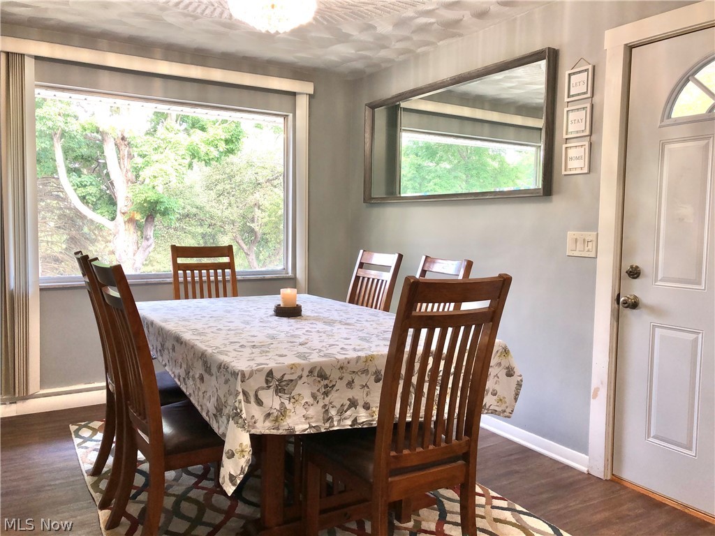 5955 Dailey Road New Franklin, OH 44319 - Photo 6 of 21
