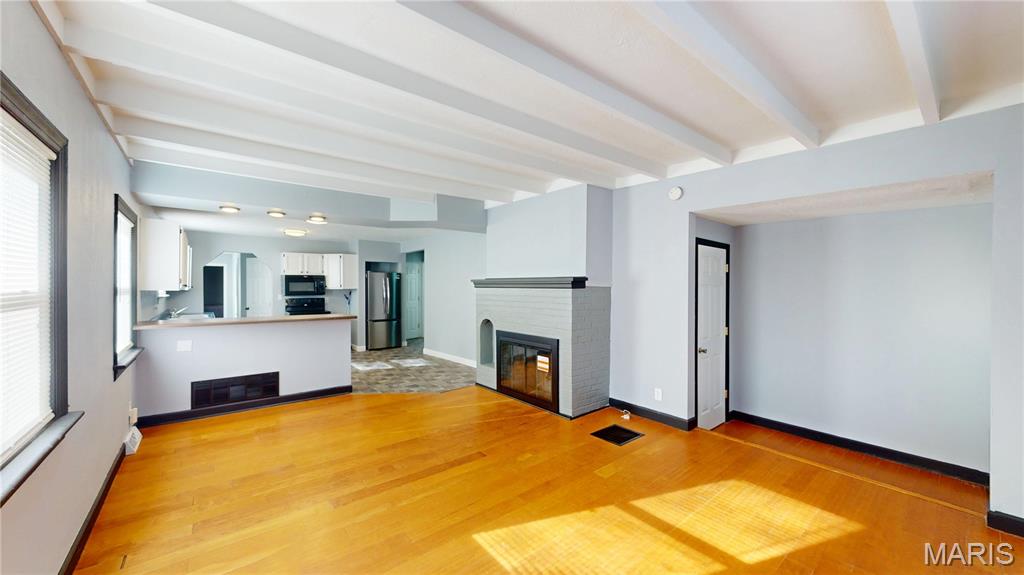 815 South 4th Street Greenville, IL 62246 - Photo 3 of 27