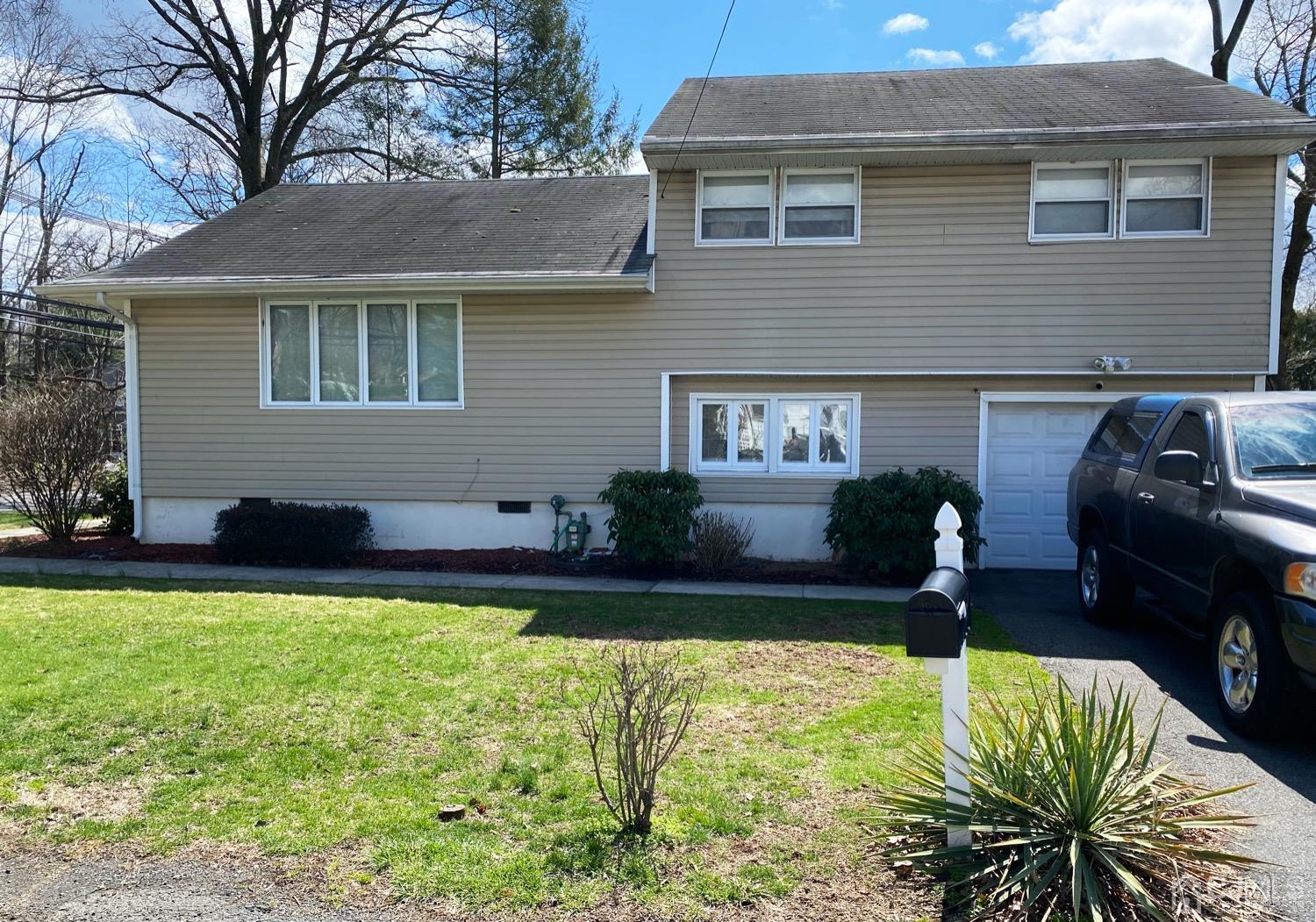 205 Plainfield Road Edison, NJ 08820 - Photo 2 of 6 Gallery Image 2