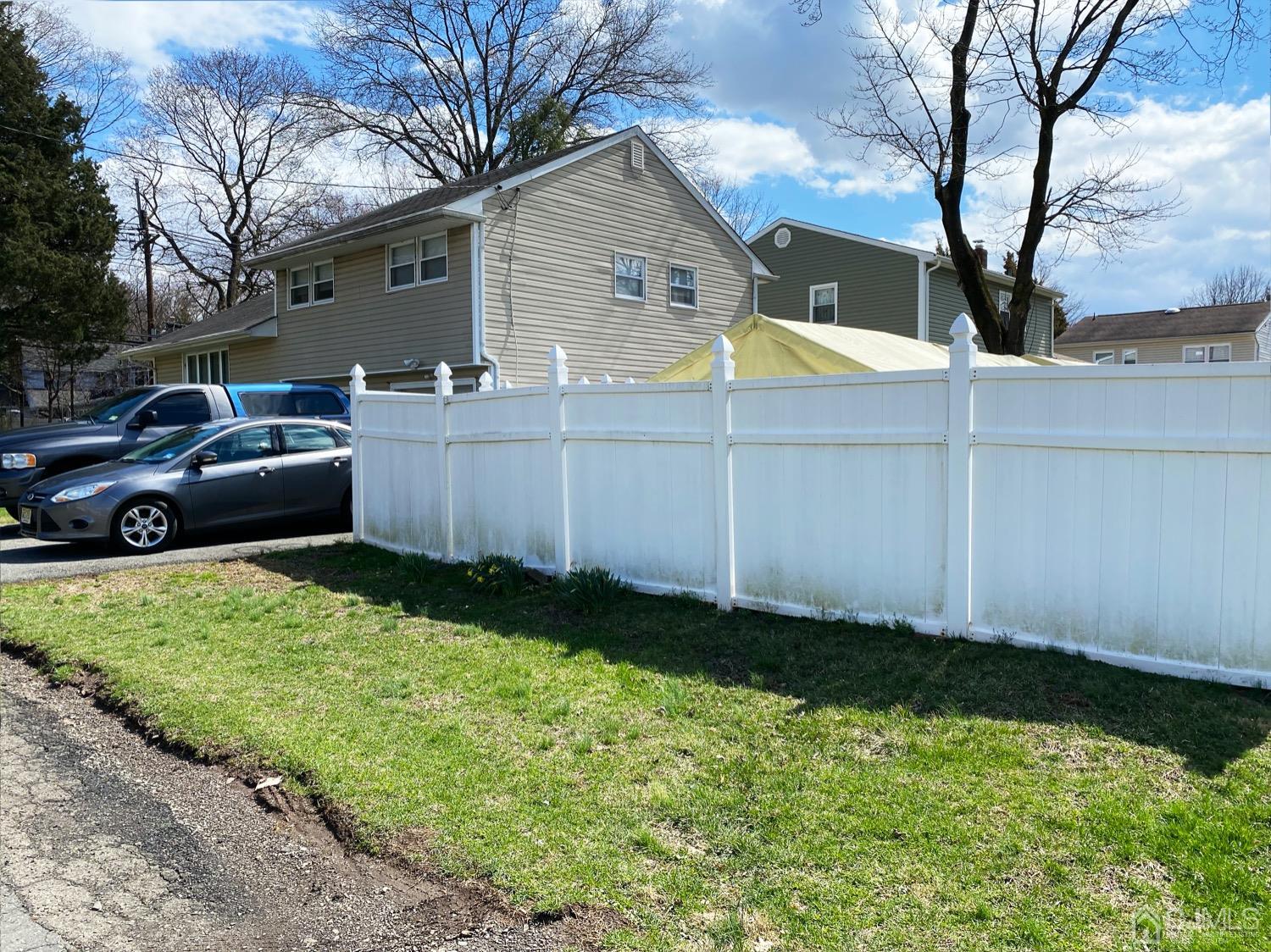 205 Plainfield Road Edison, NJ 08820 - Photo 3 of 6 Gallery Image 3