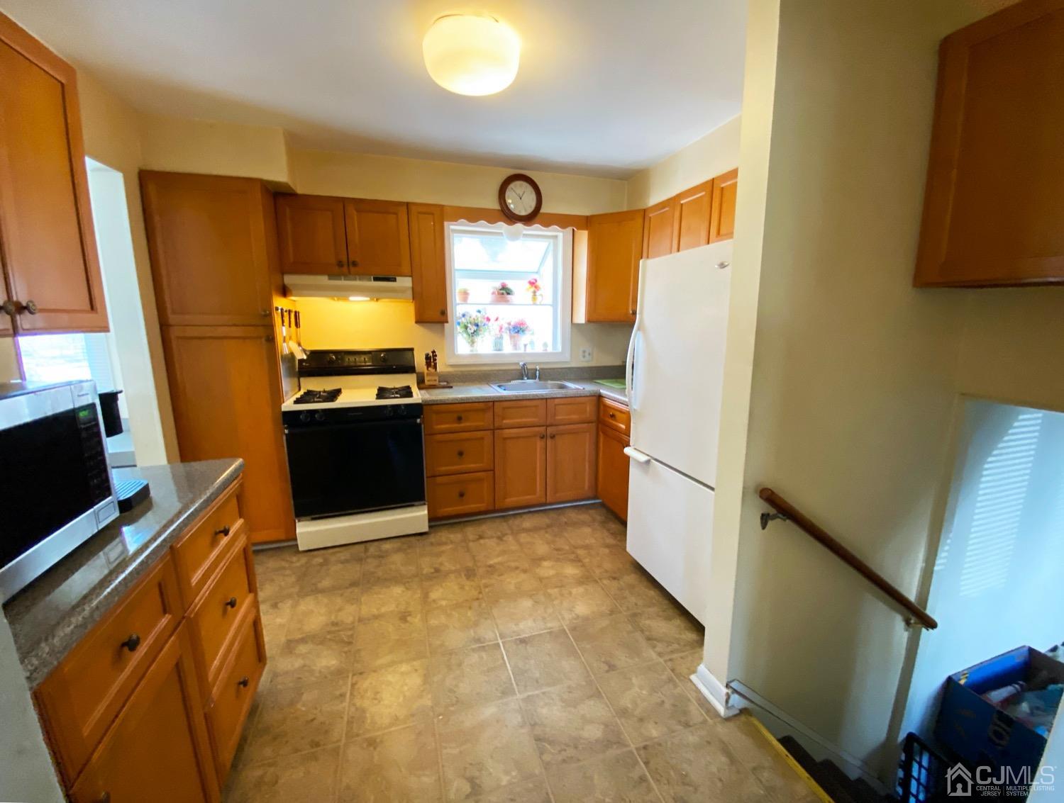 205 Plainfield Road Edison, NJ 08820 - Photo 6 of 6 Gallery Image 6