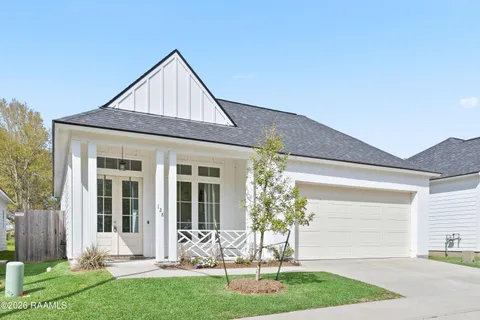$279,000 | 128 Jagged Grove Lane, Youngsville, LA 70592