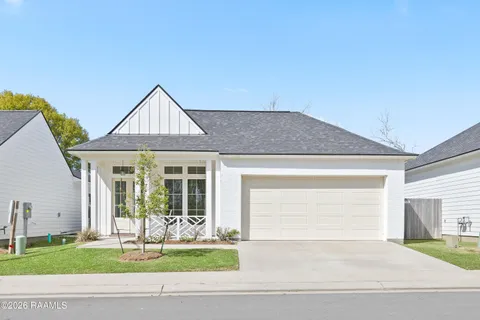 $285,000 | 128 Jagged Grove Lane, Youngsville, LA 70592