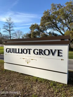 $285,000 | 128 Jagged Grove Lane, Youngsville, LA 70592