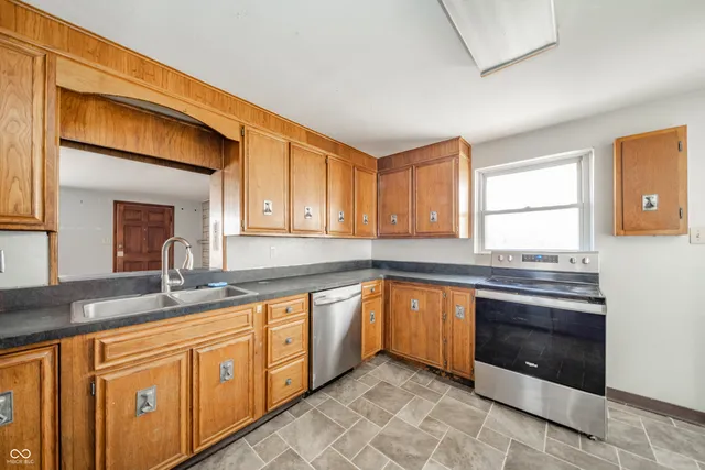 $160,000 | 208 Elva Street, Anderson, IN 46013