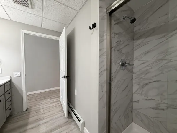 $1,800 | 138 Fulton Street East, Unit 2, Grand Rapids, MI 49503