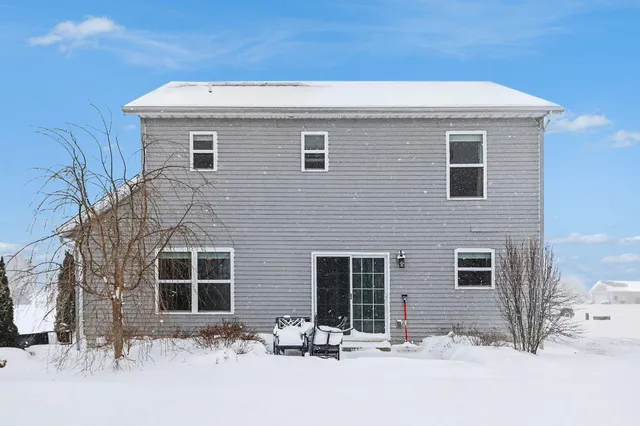 $395,000 | 50160 Willis Street, Paw Paw, MI 49079