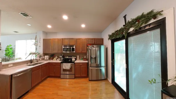 $2,000 | 6102 South Jolie Court, San Antonio, TX 78240