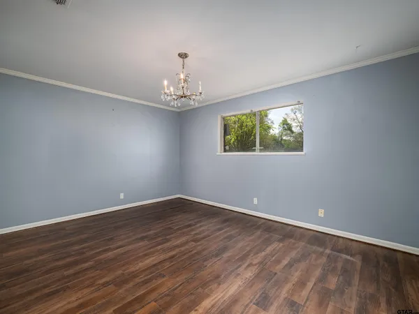 $310,000 | 300 Robert E Lee Drive, Tyler, TX 75703