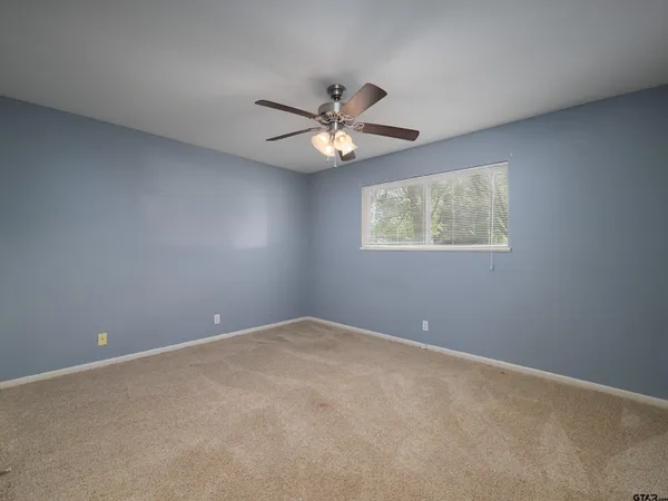 $310,000 | 300 Robert E Lee Drive, Tyler, TX 75703