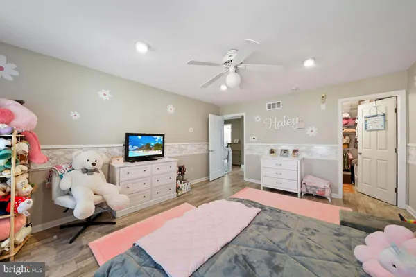 $825,000 | 13 Silver Lake Drive, Shamong, NJ 08088