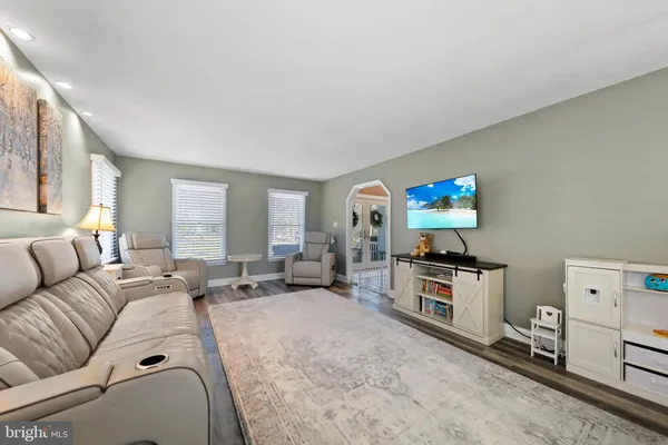 $825,000 | 13 Silver Lake Drive, Shamong, NJ 08088