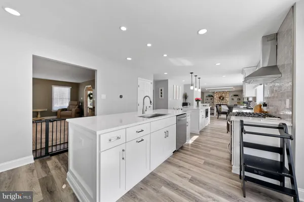 $825,000 | 13 Silver Lake Drive, Shamong, NJ 08088
