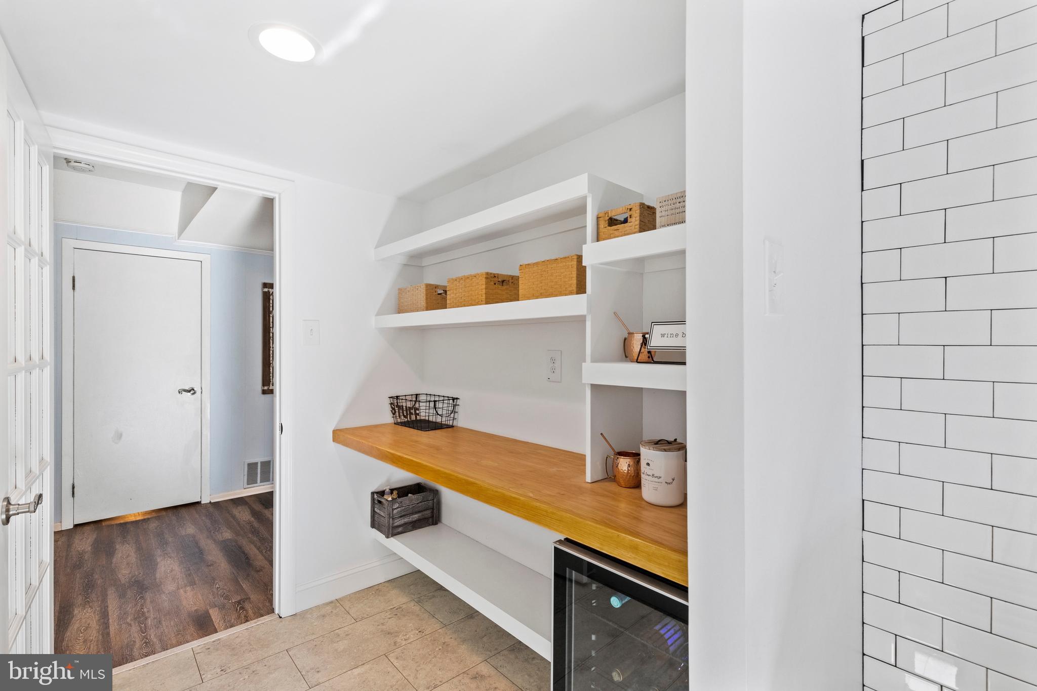 1504 Brick Road Cherry Hill, NJ 08003 - Photo 22 of 42 Laundry Room