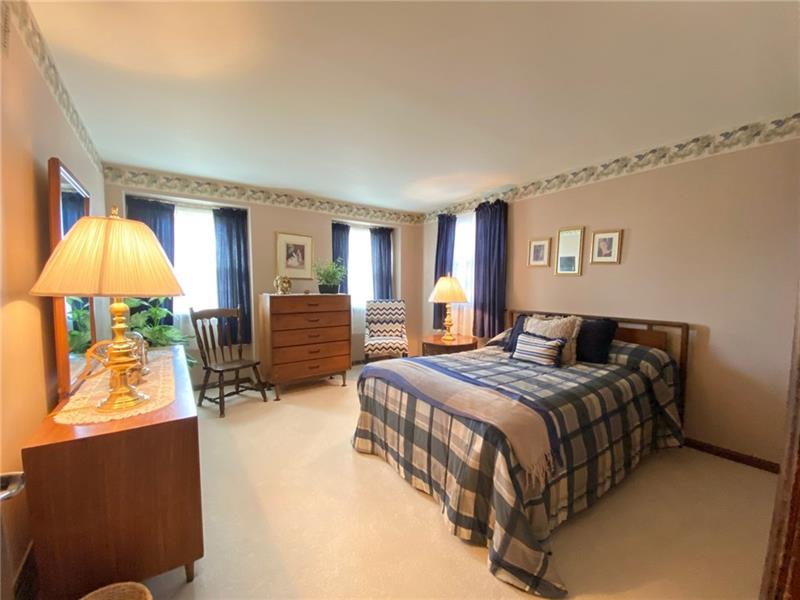416 Ridge Road Zelienople, PA 16063 - Photo 14 of 25 Gallery Image 14