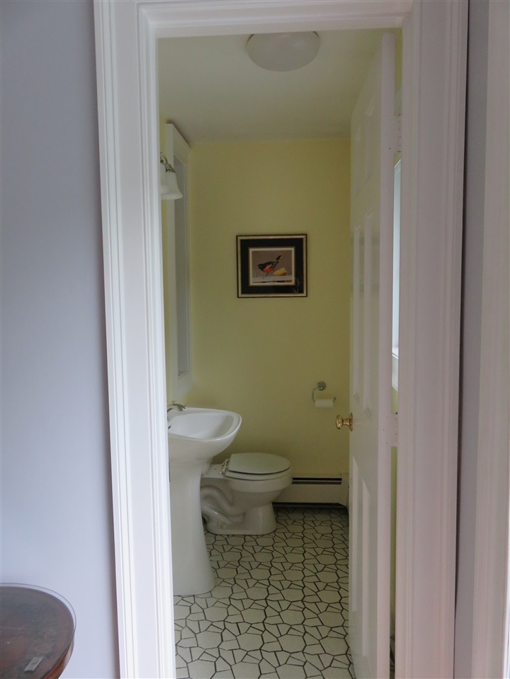 18 Hilltop Drive Rindge, NH 03461 - Photo 12 of 40