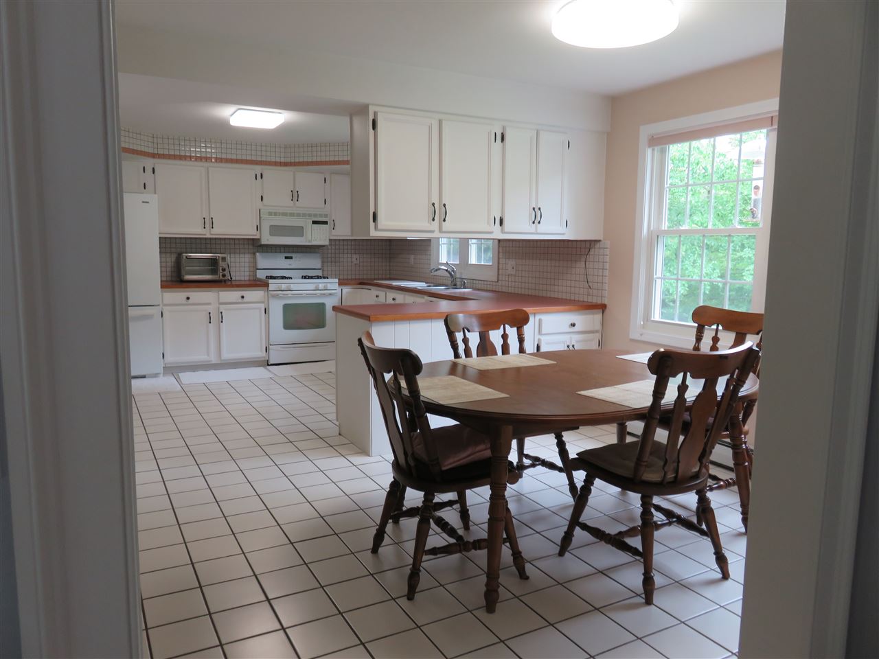 18 Hilltop Drive Rindge, NH 03461 - Photo 14 of 40