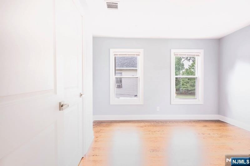 44 Clinton Street Bloomfield, NJ 07003 - Photo 31 of 41 Gallery Image 31