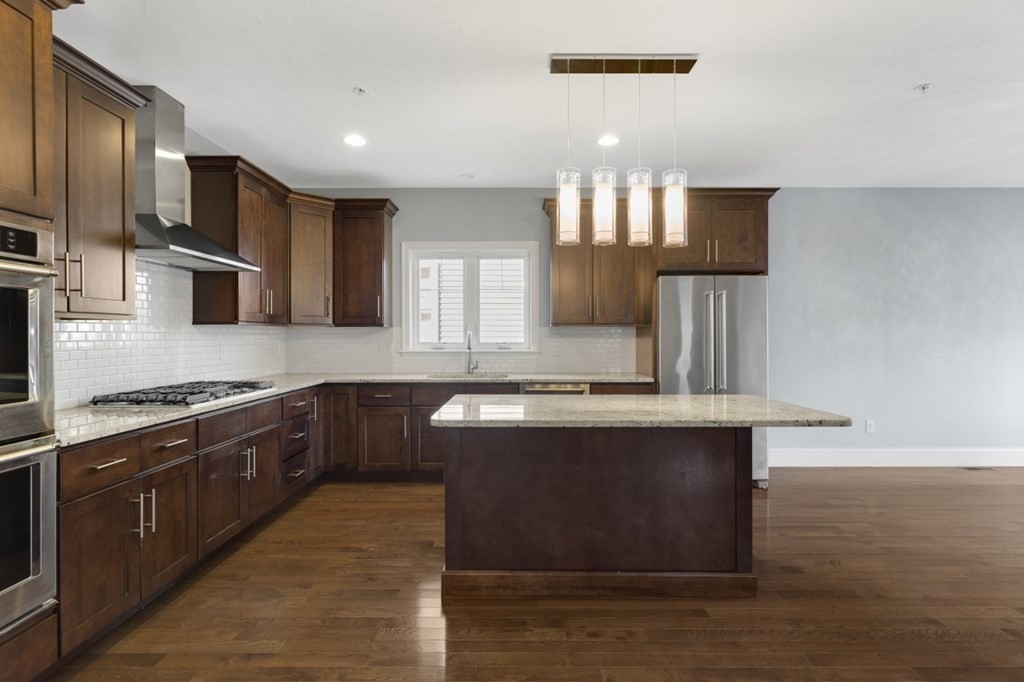 124 Oxbow Road, Unit 124 Framingham, MA 01701 - Photo 4 of 40 Gallery Image 4