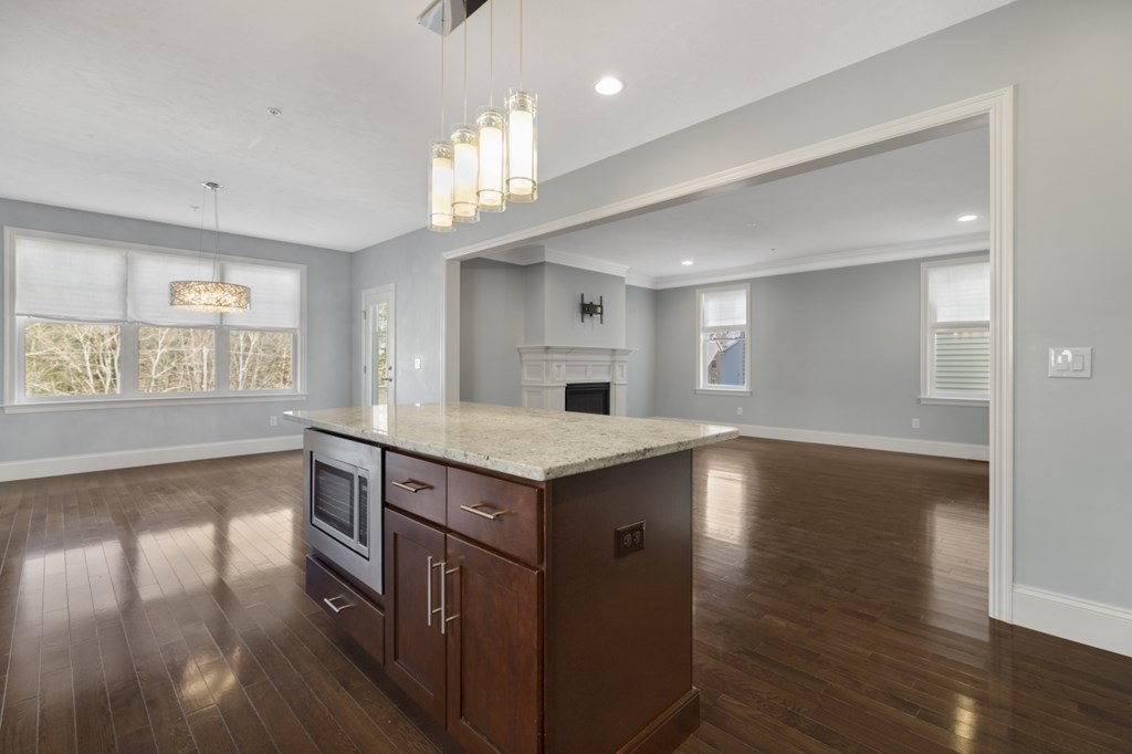 124 Oxbow Road, Unit 124 Framingham, MA 01701 - Photo 6 of 40 Gallery Image 6