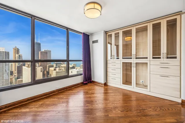 $9,500 | 405 North Wabash Avenue, Unit 5009, Chicago, IL 60611