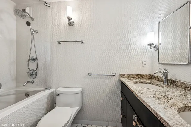 $9,500 | 405 North Wabash Avenue, Unit 5009, Chicago, IL 60611