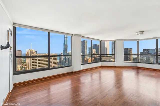 $9,500 | 405 North Wabash Avenue, Unit 5009, Chicago, IL 60611