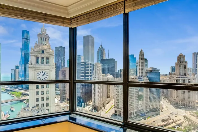 $9,500 | 405 North Wabash Avenue, Unit 5009, Chicago, IL 60611