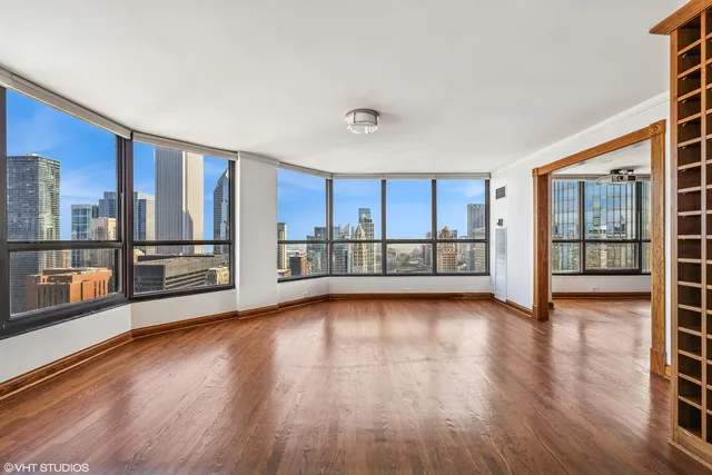 $9,500 | 405 North Wabash Avenue, Unit 5009, Chicago, IL 60611
