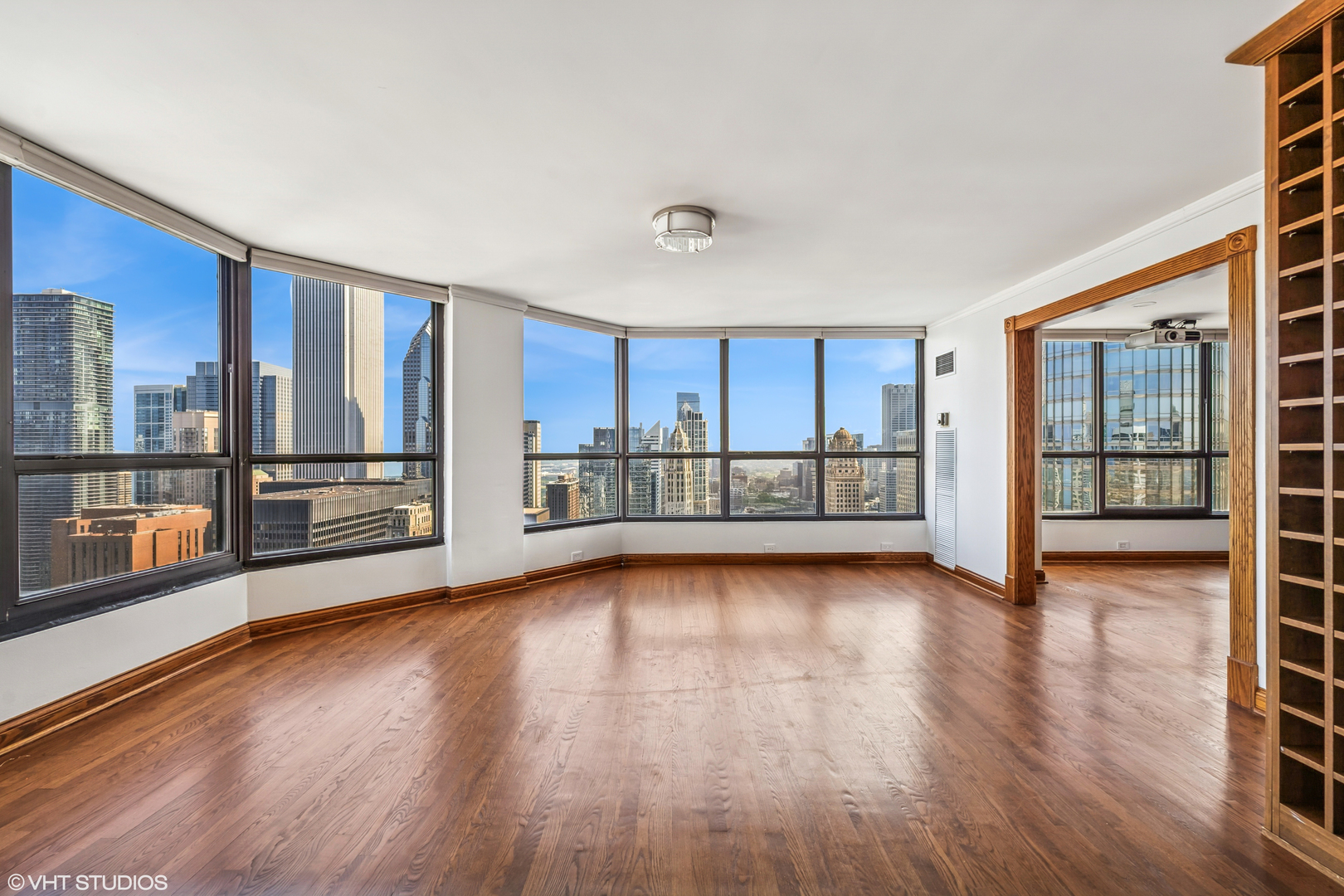 405 North Wabash Avenue, Unit 5009 Chicago, IL 60611 - Photo 9 of 33