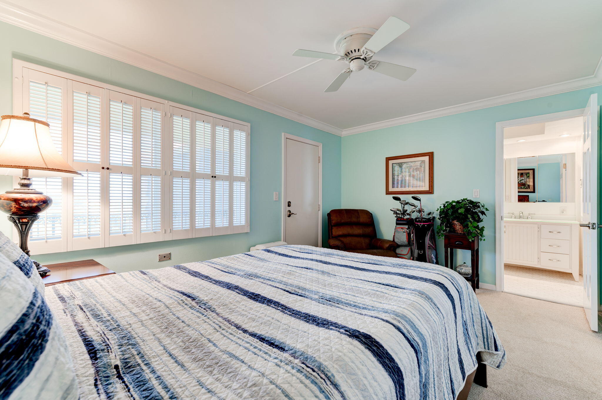 2871 North Ocean Boulevard, Unit R460 Boca Raton, FL 33431 - Photo 15 of 38 Guest Room