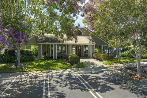$549,000 | 1059 Shadowridge Drive, Unit 7, Vista, CA 92081