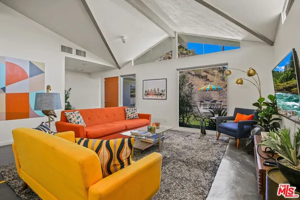 $999,000 | 2499 South Palm Canyon Drive, Palm Springs, CA 92264