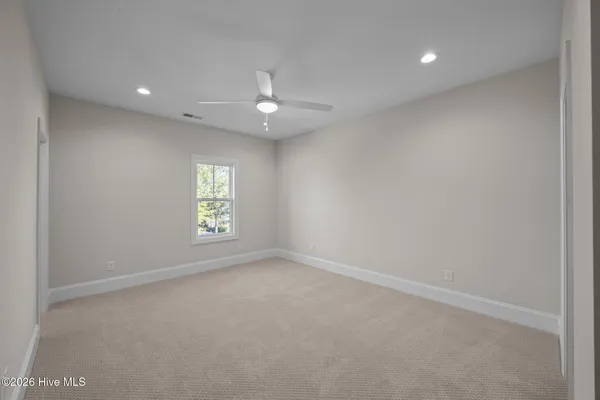 $2,000 | 3903 Harkers Way, New Bern, NC 28562